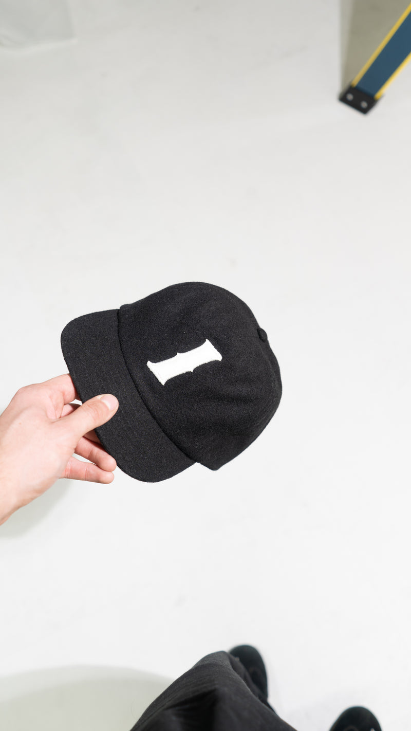 Icarus Black Cap