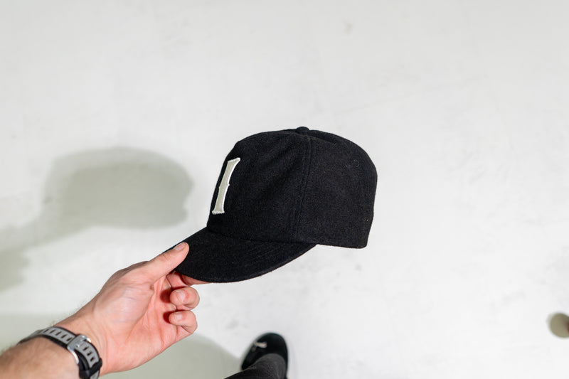 Icarus Black Cap